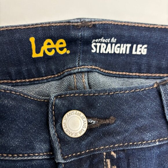 Lee Perfect Fit Straight Leg Women's size 12 Dark Wash Blue Denim Jeans - Picture 2 of 4
